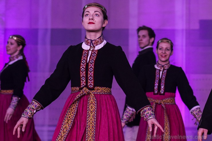 Piektais deju festivāls «Sasala jūrīna» Saulkrastos pulcē dejotājus no visas Latvijas 171035