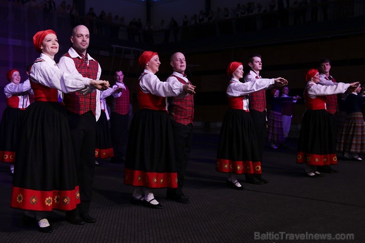 Piektais deju festivāls «Sasala jūrīna» Saulkrastos pulcē dejotājus no visas Latvijas 171076