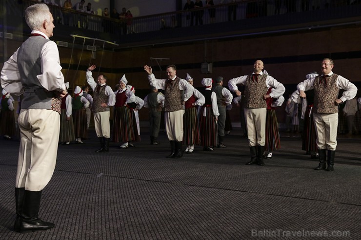Piektais deju festivāls «Sasala jūrīna» Saulkrastos pulcē dejotājus no visas Latvijas 171096