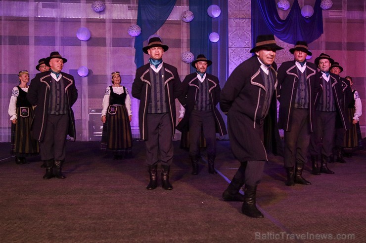 Piektais deju festivāls «Sasala jūrīna» Saulkrastos pulcē dejotājus no visas Latvijas 171121