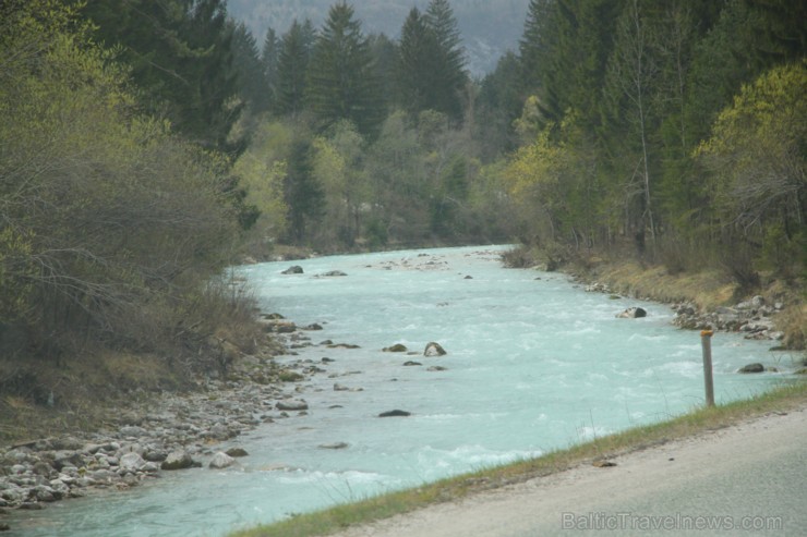 Travelnews.lv ar jauno  Ford Ranger iepazīst Slovēnijas autostrādes un Alpu kalnu ceļus 171915