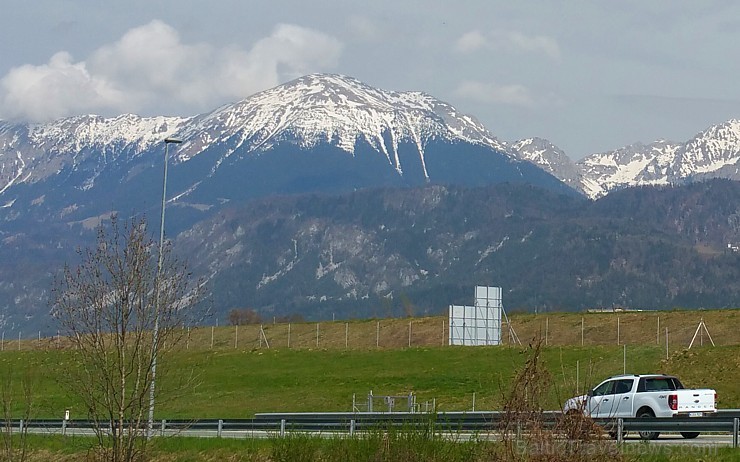 Travelnews.lv ar jauno  Ford Ranger iepazīst Slovēnijas autostrādes un Alpu kalnu ceļus 171932