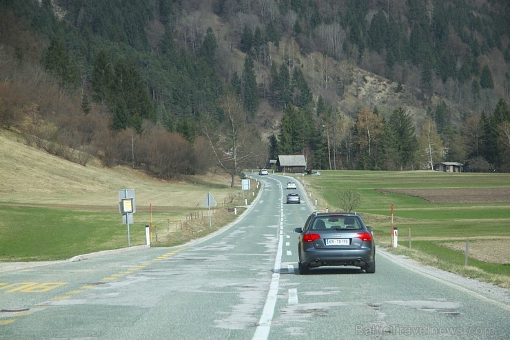 Travelnews.lv ar jauno  Ford Ranger iepazīst Slovēnijas autostrādes un Alpu kalnu ceļus 171935