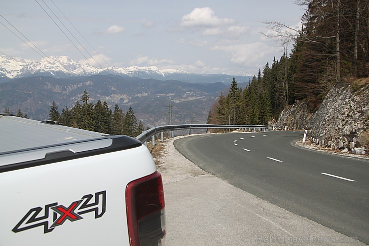 Travelnews.lv ar jauno  Ford Ranger iepazīst Slovēnijas autostrādes un Alpu kalnu ceļus 171948