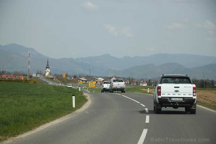 Travelnews.lv ar jauno  Ford Ranger iepazīst Slovēnijas autostrādes un Alpu kalnu ceļus 171966