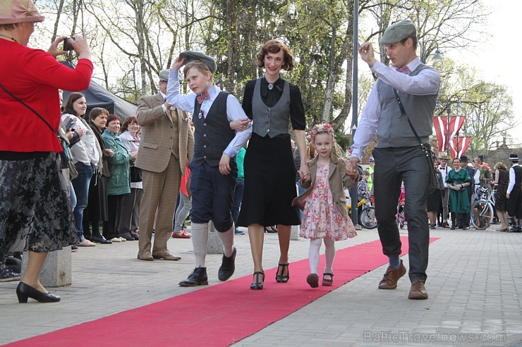 Tvīda brauciens Ogrē 4.05.2016  ir burvīgs ceļojums vēstures aizkulisēs 173761