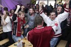 Hokeja fanu mājā «Riga Islande Hotel» teritorijā emocijas sit augstu vilni 36