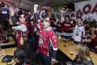 Hokeja fanu mājā «Riga Islande Hotel» teritorijā emocijas sit augstu vilni 38