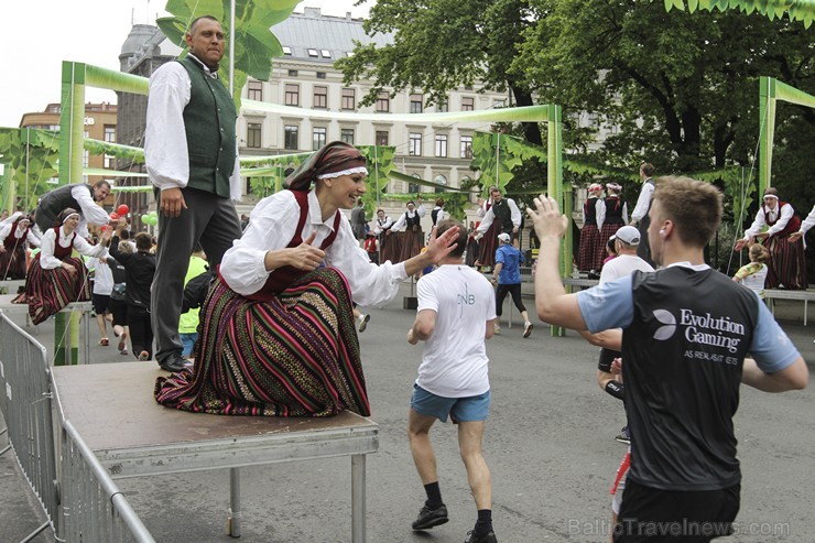 «Lattelecom Rīgas maratons 2016» vieno 33 590 dalībnieku no 65 valstīm (1. daļa) 174612