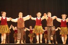 Ogres bērnu un jauniešu deju kolektīvs «Pīlādzītis» uzstājas ar atskaites programmu 19