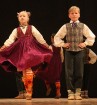 Ogres bērnu un jauniešu deju kolektīvs «Pīlādzītis» uzstājas ar atskaites programmu 53