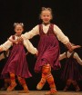 Ogres bērnu un jauniešu deju kolektīvs «Pīlādzītis» uzstājas ar atskaites programmu 60