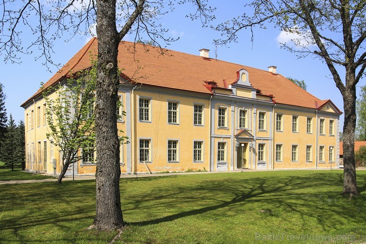 Muižas komplekss saglabājies gandrīz visā pilnībā. Divstāvu mūra kungu māja celta XIX gs. 40.gados Muižas komplekss saglabājies gandrīz visā pilnībā. Divstāvu mūra kungu māja celta XIX gs. 40.gados 175412