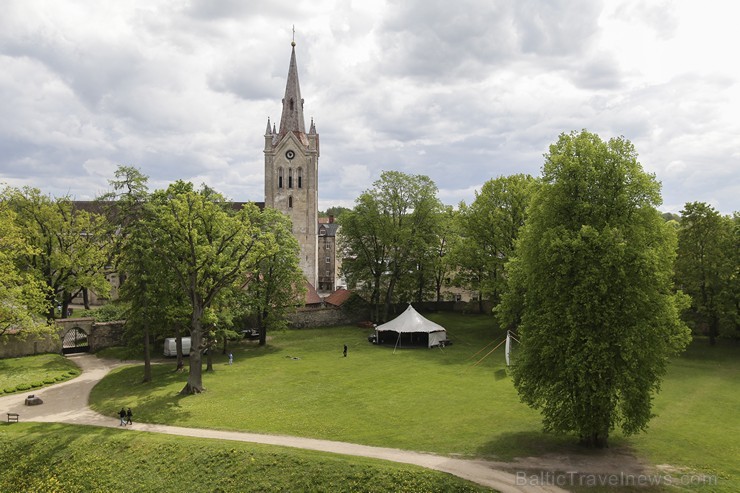 Cēsu viduslaiku pils ir viena no lielākajām un izcilākajām viduslaiku pilīm Latvijā 176173