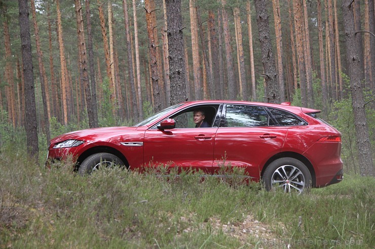 Travelnews.lv ceļo 7.06.2016 ar jauno «Jaguar» zīmola pirmo apvidus automobili  «F-Pace» 176310