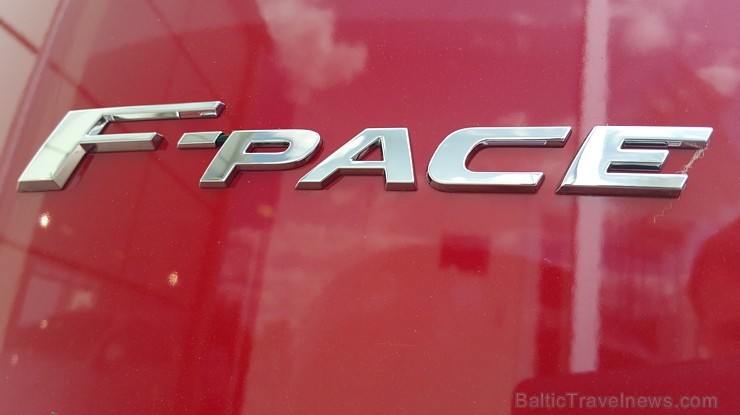 Travelnews.lv ceļo 7.06.2016 ar jauno «Jaguar» zīmola pirmo apvidus automobili  «F-Pace» 176351