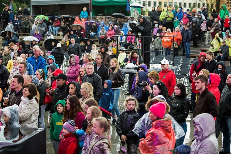 Festivālā šogad bija apskatāmas 20 skulptūras un tika izveidota arī festivāla vēsturē lielākā skulptūra, kas bija vairāk nekā 6 metrus augsta un 20 me Festivālā šogad bija apskatāmas 20 skulptūras un tika izveidota arī festivāla vēsturē lielākā skulptūra, kas bija vairāk nekā 6 metrus augsta un 20 me 176643