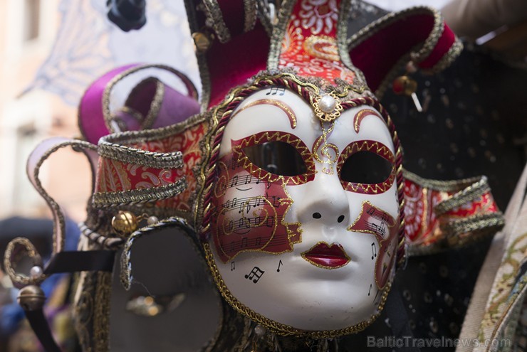 Travelnews.lv redakcija sadarbībā ar tūroperatoru Novatours dodas ekskursijā uz Venēciju, kuras laikā apskata tradicionālās maskas 176830