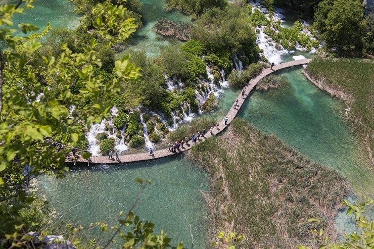 Travelnews.lv sadarbībā ar tūroperatoru Novatours apskata Plitvices ezerus, kas ir pirmais un lielākais Horvātijas nacionālais parks 176869