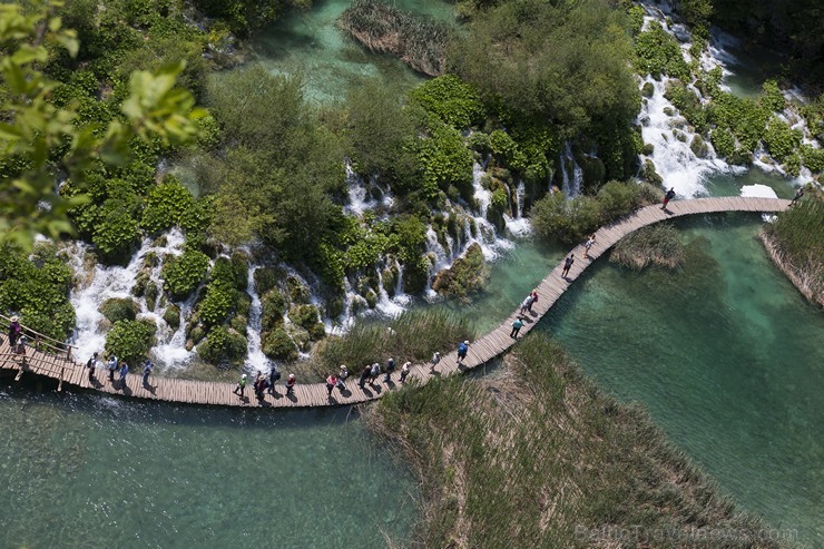 Travelnews.lv sadarbībā ar tūroperatoru Novatours apskata Plitvices ezerus, kas ir pirmais un lielākais Horvātijas nacionālais parks 176870