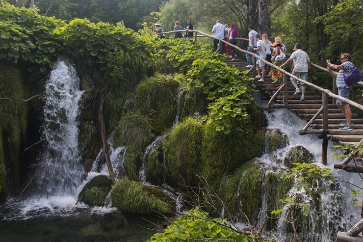 Travelnews.lv sadarbībā ar tūroperatoru Novatours apskata Plitvices ezerus, kas ir pirmais un lielākais Horvātijas nacionālais parks 176916