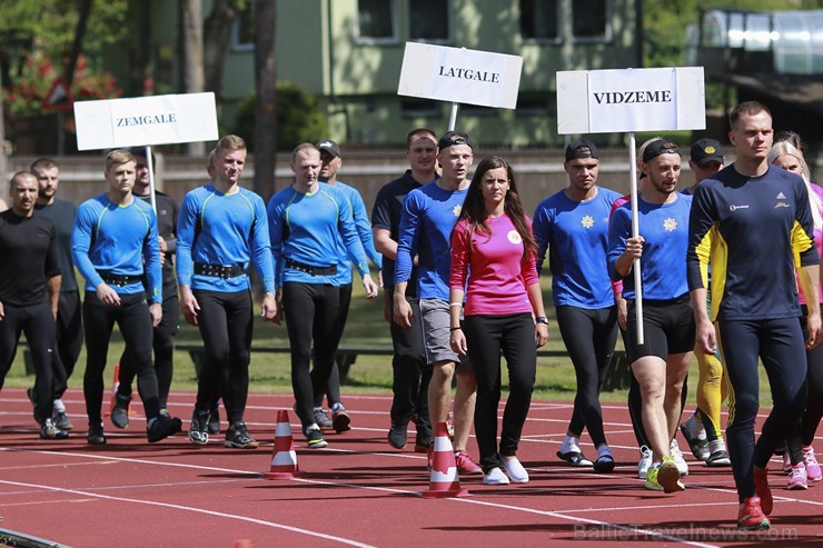 Valmierā, J. Daliņa stadionā, norisinās Latvijas čempionāts ugunsdzēsības sportā 177869