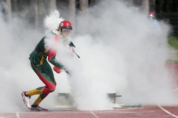 Latvijas čempionāts ugunsdzēsības sportā pulcē labākos pašmāju un ārzemju sportistus 178031