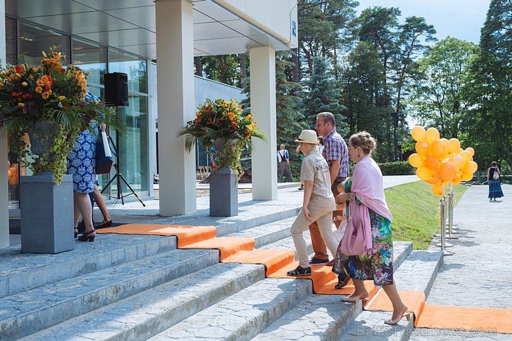 Ar kūrorta pilsētas cienīgu balli atklāta un darbu uzsākusi 4 zvaigžņu viesnīca «SemaraH Hotel Lielupe SPA & Conferences» Ar kūrorta pilsētas cienīgu balli atklāta un darbu uzsākusi 4 zvaigžņu viesnīca «SemaraH Hotel Lielupe SPA & Conferences» 178100