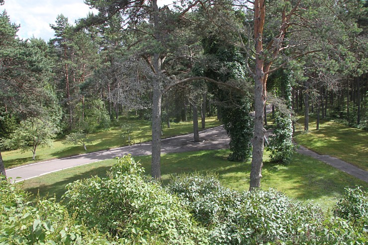 Jaunķemeru sanatorija «Jantarnij Bereg» piedāvā tūristiem iejusties un apskatīt slepenu padomju elites funkcionāru vasarnīcu «Gosdača Nr.2» Jaunķemeru sanatorija «Jantarnij Bereg» piedāvā tūristiem iejusties un apskatīt slepenu padomju elites funkcionāru vasarnīcu «Gosdača Nr.2» 178840