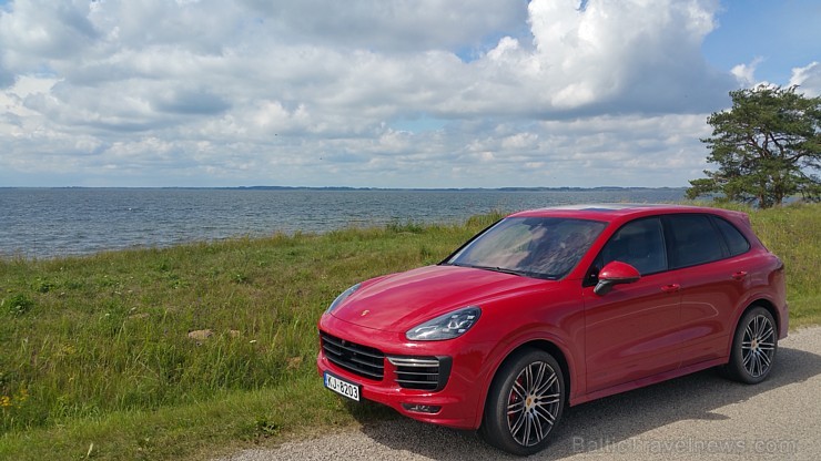 Travelnews.lv redakcija apceļo burvīgo Latgali ar jauno Porsche Cayenne GTS 179219
