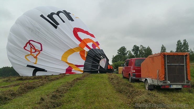 Travelnews.lv redakcija ar jauno Audi A3 Sportback dodas palidot ar LMT gaisa balonu virs Saldus apkārtnes 180441