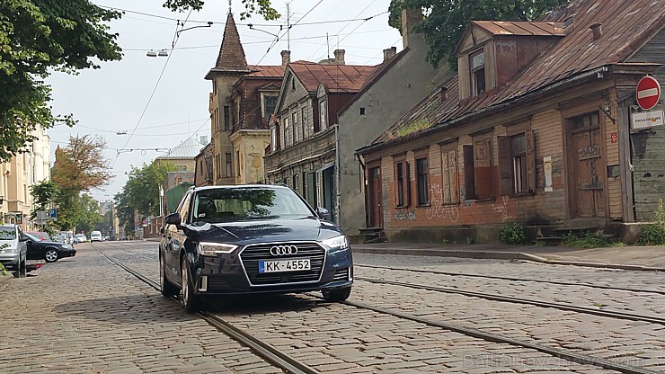 Travelnews.lv redakcija iepazīst jauno Audi A3 Sportback Rīgas ielās 180491