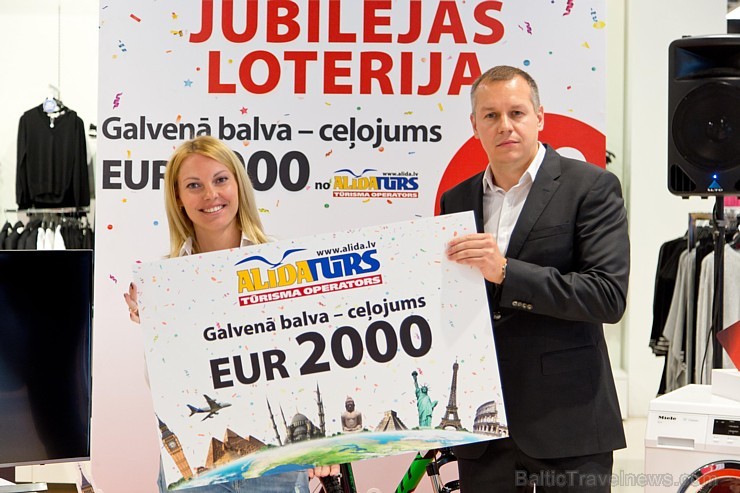 Akcijas «ELKOR PLAZA 10 gadi» uzvarētāja iegūst galveno balvu, kura ir ceļojums no tūroperatora Alida Tours 2.000 eiro vērtībā 180935