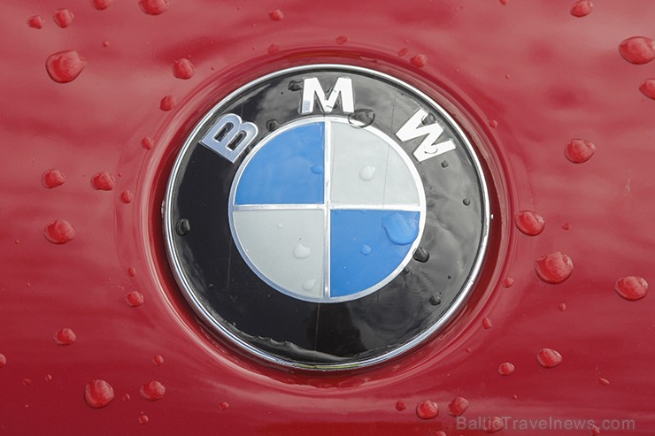 Saistībā ar BMW 100 gadu jubileju, 7. augustā, Biķernieku trasē notika mēģinājums uzstādīt jaunu rekordu – „Visvairāk BMW markas automašīnas vienuviet Saistībā ar BMW 100 gadu jubileju, 7. augustā, Biķernieku trasē notika mēģinājums uzstādīt jaunu rekordu – „Visvairāk BMW markas automašīnas vienuviet 181314