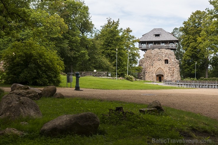 Livonijas ordeņa Siguldas pils ir viens no Vidzemes top 100 apskates objektiem 181548