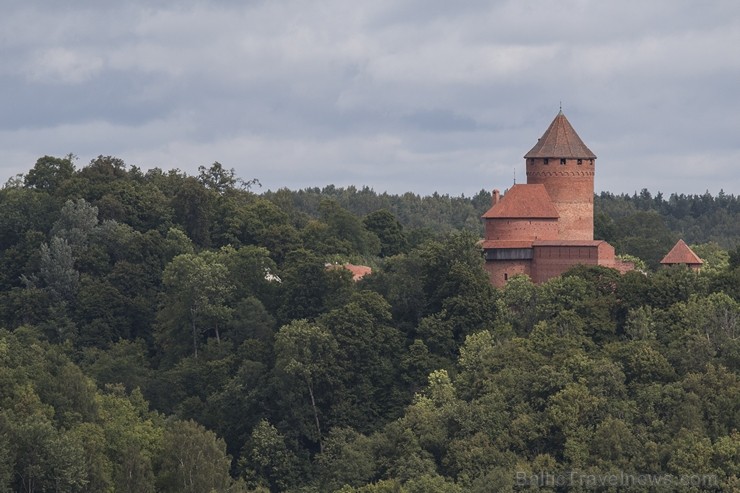 Livonijas ordeņa Siguldas pils ir viens no Vidzemes top 100 apskates objektiem 181556