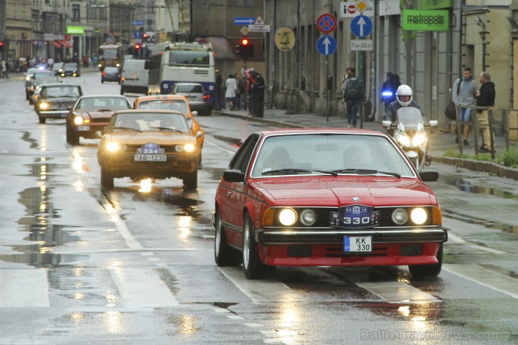 Starptautiskais seno spēkratu salidojums «Rīga Retro» pulcē retro auto cienītājus 181780