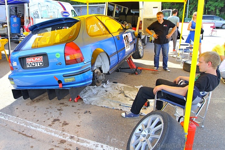 Ar spraigām cīņām trasē atzīmē Baltijas autošosejas festivāla «Riga Summer Race» 5 gadu jubileju Ar spraigām cīņām trasē atzīmē Baltijas autošosejas festivāla «Riga Summer Race» 5 gadu jubileju 182520