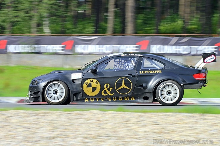 Ar spraigām cīņām trasē atzīmē Baltijas autošosejas festivāla «Riga Summer Race» 5 gadu jubileju Ar spraigām cīņām trasē atzīmē Baltijas autošosejas festivāla «Riga Summer Race» 5 gadu jubileju 182531