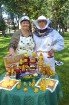 Ar medus, biškopības produktu un ķiploku tirdziņu, degustācijām, prezentācijām un konkursiem norisinājies pirmie Medus un ķiploku svētki Daugavpilī 5