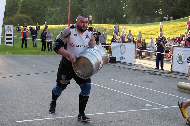 Preiļi trīs dienu garumā ar sportiskiem, kulturāliem notikumiem, košu gājienu un starptautisko leļļu festivālu svinējuši pilsētas svētkus Preiļi trīs dienu garumā ar sportiskiem, kulturāliem notikumiem, košu gājienu un starptautisko leļļu festivālu svinējuši pilsētas svētkus 182586
