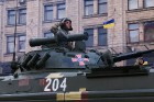 Ar grandiozu militāro parādi Kijevā atzīmē Ukrainas neatkarības dienu 68