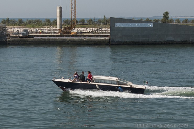 Travelnews.lv sadarbībā ar tūropeatoru Novatours vēro ūdens transporta līdzekļu dažādību Venēcijā Travelnews.lv sadarbībā ar tūropeatoru Novatours vēro ūdens transporta līdzekļu dažādību Venēcijā 182953