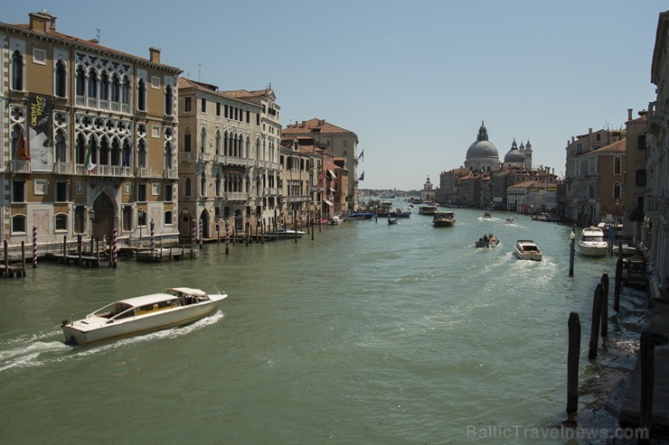 Travelnews.lv sadarbībā ar tūropeatoru Novatours vēro ūdens transporta līdzekļu dažādību Venēcijā 182989