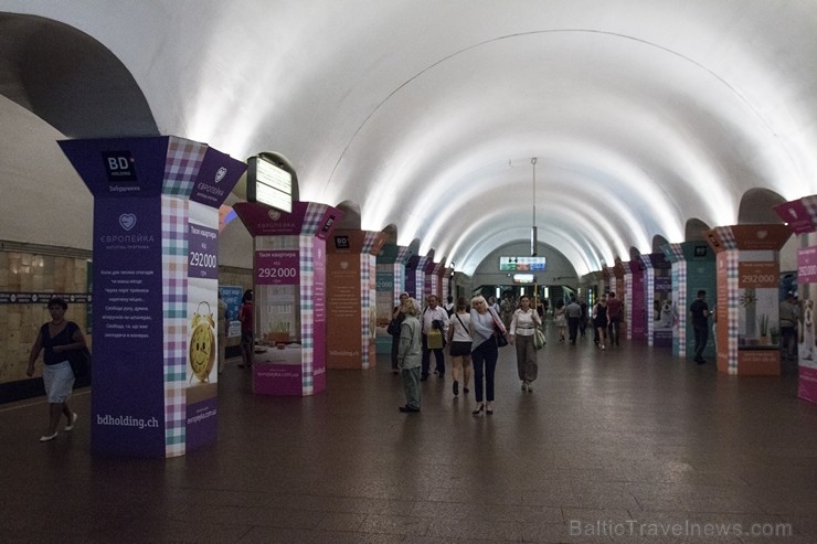 Kijevas metro sistēma ir visātrākais, ērtākais un lētākais veids, kā iepazīt Kijevu 183095