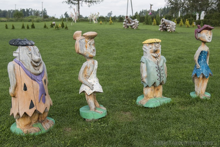 Beverīnas koka skulptūru parks aizrauj gan pieaugušos, gan bērnus 183188