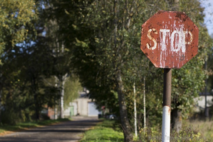 Sezonas laikā dzelzceļš tiek izmantots tikai kūdras transportēšanai un nav paredzēts tūrisma mērķiem Sezonas laikā dzelzceļš tiek izmantots tikai kūdras transportēšanai un nav paredzēts tūrisma mērķiem 183252