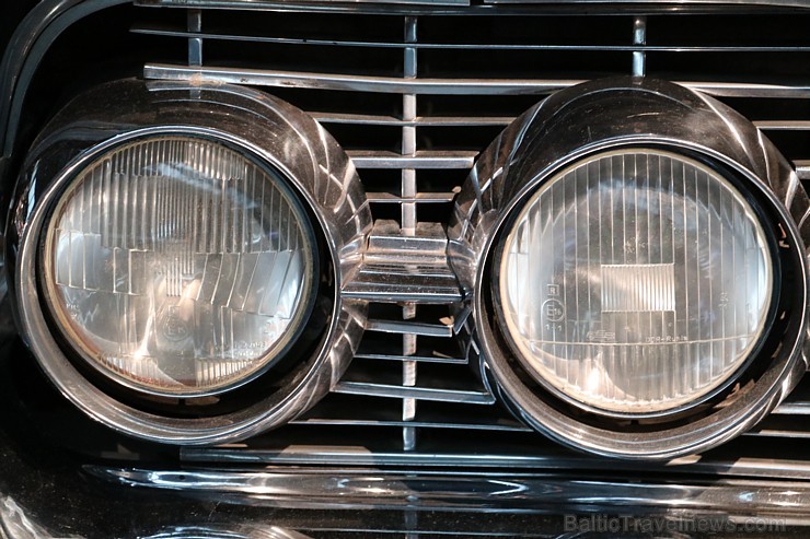 Rīgas Motormuzeja automašīnu lukturi ir kā cilvēku acis, kuras daudz ko pastāsta 183312