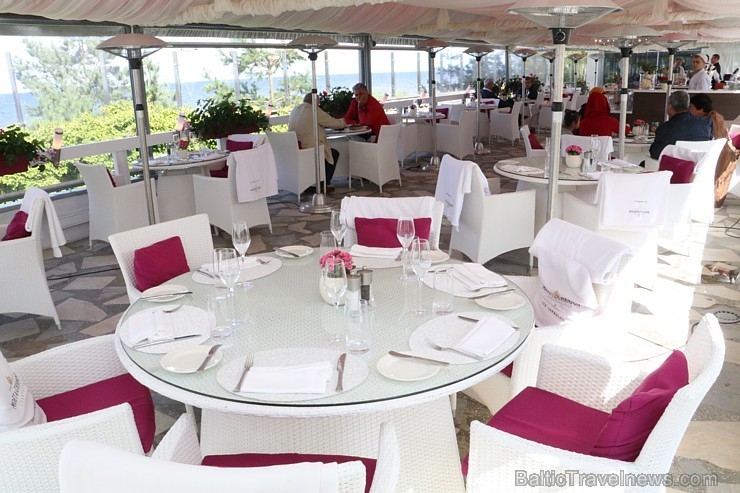 Diplomi «Populārākā vasaras restorāna terase 2016» ir atraduši savus adresātus - 3.vieta - Jūrmalas viesnīcas Baltic Beach Hotel terase «Seafood & Oys Diplomi «Populārākā vasaras restorāna terase 2016» ir atraduši savus adresātus - 3.vieta - Jūrmalas viesnīcas Baltic Beach Hotel terase «Seafood & Oys 185371