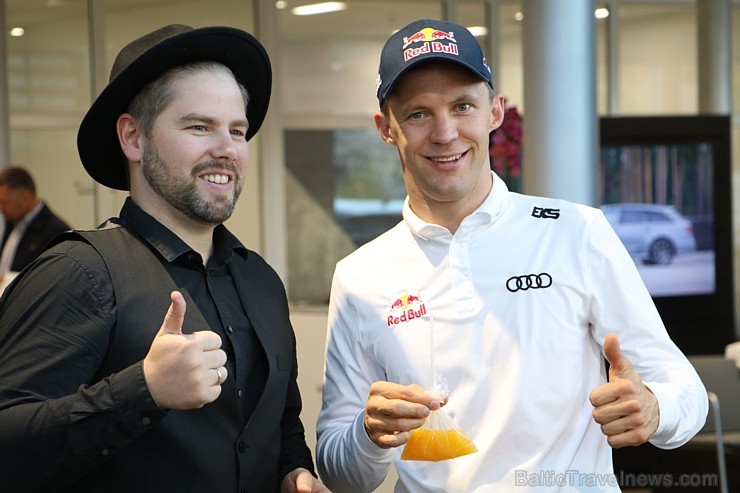 FIA pasaules rallijkrosa čempionāta līderis Matiass Ekstroms tiekas ar Audi faniem Latvijā 185395